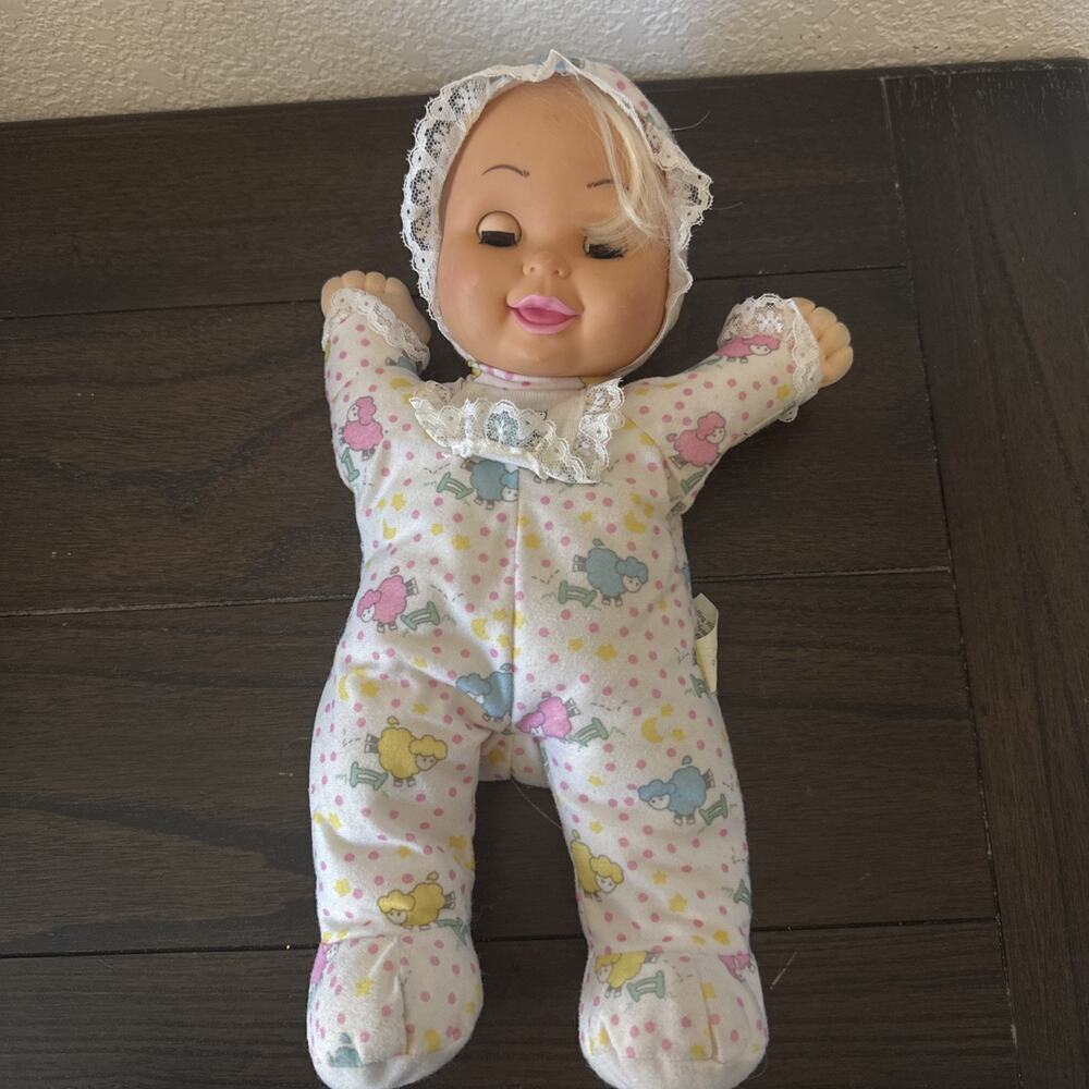 Rare Vtg 1992 Galoob Baby Soft Body Plush Doll Sleepy Eyes Puppet